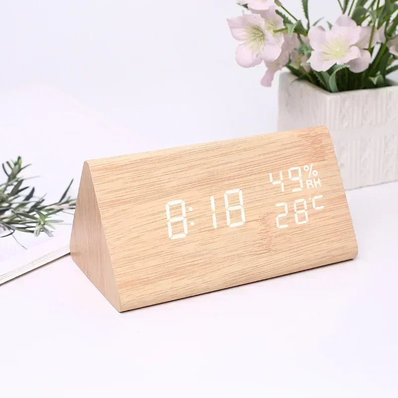 Despertador y Reloj LED minimalista con control por sonido y display de temperatura