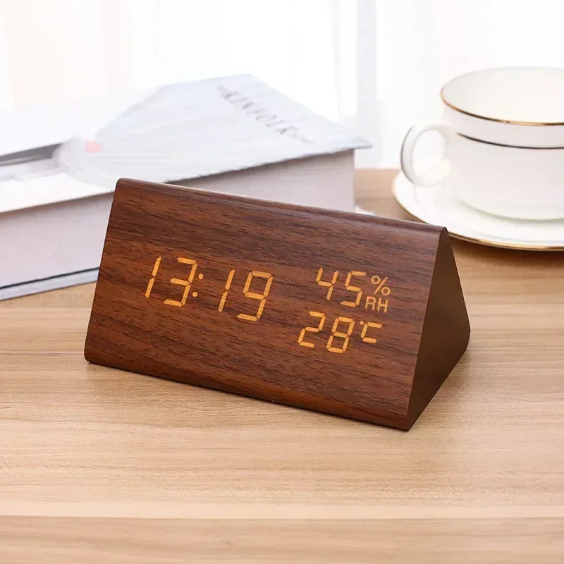 Despertador y Reloj LED minimalista con control por sonido y display de temperatura